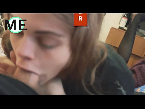 ❤️ Gerklės penis, suplėšytos pėdkelnės ir suplyšę kulniukai malonu susipažinti Seksas prie lt.raceporn.ru
